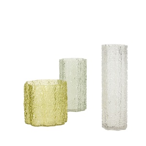 Set di 3 Vasi Tripli Hübsch: Trasparente, Verde Scuro e Verde Chiaro.