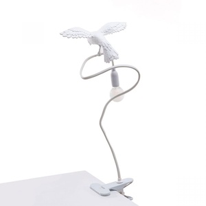 Lampada da Tavolo Seletti Sparrow Cruising con Clip Bianco