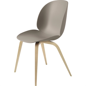 GUBI Beetle Sedia da Pranzo Base in Legno Rovere Semi Opaco/Nuovo Beige