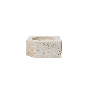 Portacandele basso in travertino Beige della Galleria Louise Roe Object Stone